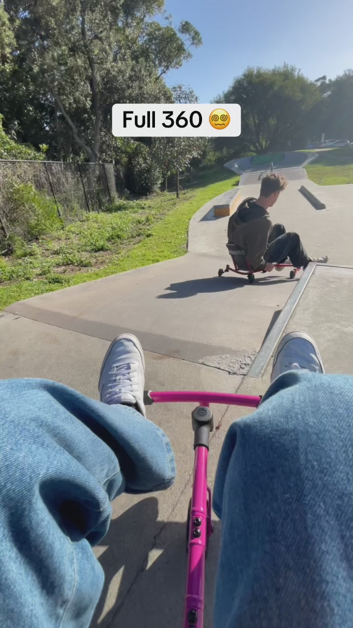 EzyRoller Spinner Aqua Blue with LED Wheels